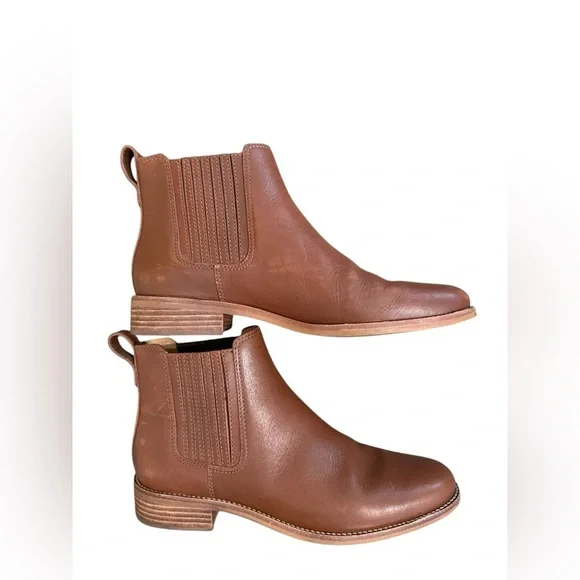 Madewell Flat Chelsea Boots in Leather J8295 - Picture 10 of 16